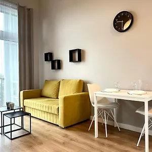 https://zarembowicza-a38-apartment-self-check-in-20h-parking-lift.hotelswroclaw.com